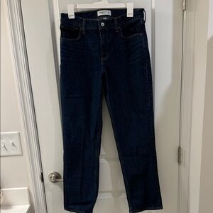 Final Price Abercrombie & Fitch 90s Straight Mid Rise Curve Love Jean